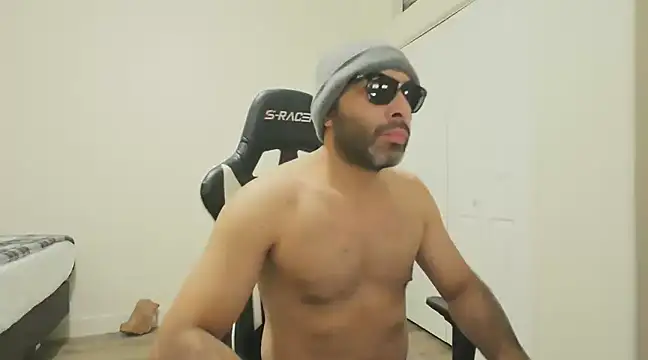 Aleja-DogMale online show from 12-06-24, 01:18