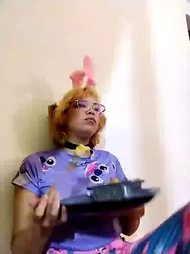 Cutie-Bunny888 online show from 12-04-24, 01:58