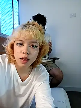 Cutie-Bunny888 online show from 12-17-24, 10:54