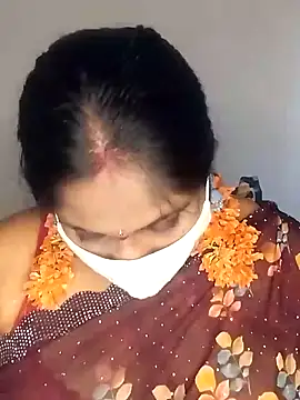 Sexy Radhikaa online show from 03-02-25, 09:53