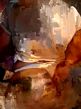 Snapshot of curvyloneah75 chatting on 10-20-25, 08:04 curvyloneah75 online show from 10-20-25, 08:04