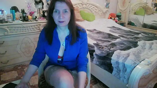 Snapshot of Debra_Phoenix chatting on 05-04-26, 10:17 Debra Phoenix online show from 05-04-26, 10:17