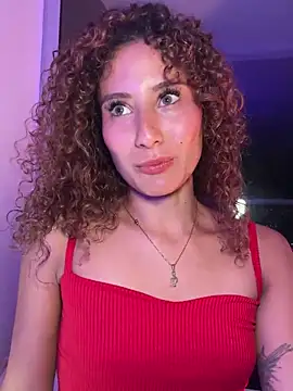 Snapshot of varenkaivanova_22 chatting on 03-19-25, 04:57 varenkaivanova 22 online show from 03-19-25, 04:57