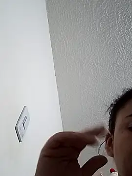 Naomy veracruz  online show from 03-26-26, 10:32