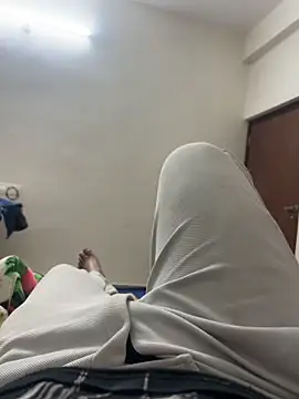 Snapshot of aprivateguy chatting on 02-15-26, 08:38 aprivateguy online show from 02-15-26, 08:38