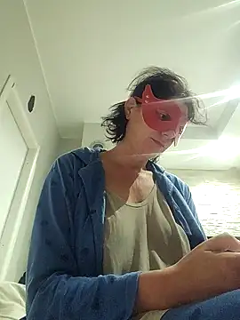 Vagabondainnamorata online show from 11-13-25, 03:38