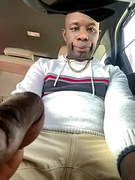 Snapshot of Bignc chatting on 09-23-25, 03:37 Bignc online show from 09-23-25, 03:37