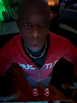 Snapshot of Bignc chatting on 10-02-25, 07:10 Bignc online show from 10-02-25, 07:10