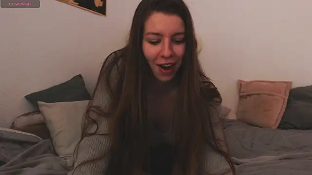 Snapshot of juicy_mystery chatting on 01-01-25, 12:11 juicy mystery online show from 01-01-25, 12:11