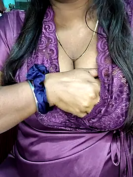 Snapshot of TANIYA-98 chatting on 02-01-26, 10:30 TANIYA-98 online show from 02-01-26, 10:30