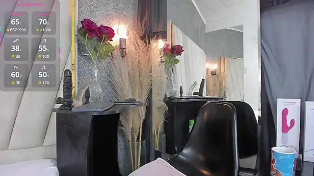 Madison-Diaz online show from 09-26-25, 01:37