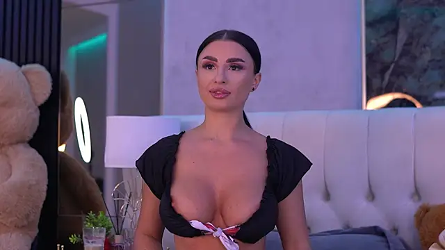 Snapshot of IsabelleHunt chatting on 09-27-25, 05:12 IsabelleHunt online show from 09-27-25, 05:12