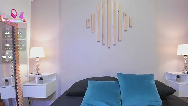 Snapshot of Julia_Martinez_ chatting on 03-10-25, 11:32 Julia Martinez online show from 03-10-25, 11:32