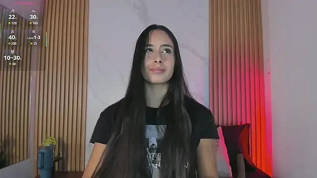 Snapshot of Julia_Martinez_ chatting on 02-12-26, 11:38 Julia Martinez online show from 02-12-26, 11:38