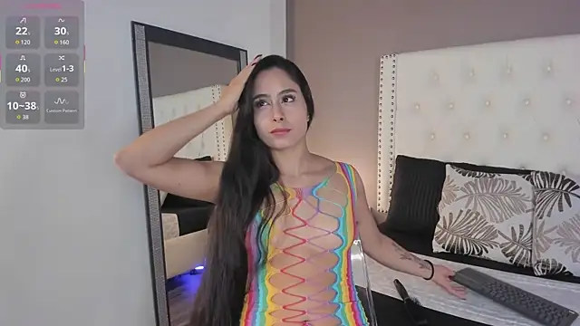 Snapshot of Julia_Martinez_ chatting on 06-19-26, 11:36 Julia Martinez online show from 06-19-26, 11:36