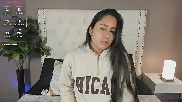 Snapshot of Julia_Martinez_ chatting on 07-20-26, 11:45 Julia Martinez online show from 07-20-26, 11:45