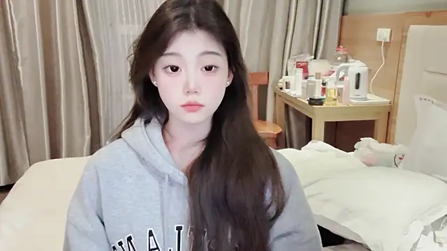 yangyang-1115 online show from 02-15-25, 11:39