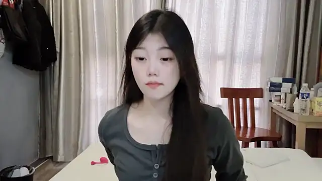 yangyang-1115 online show from 02-18-25, 05:31