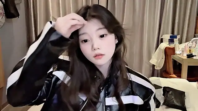 yangyang-1115 online show from 02-28-25, 09:47