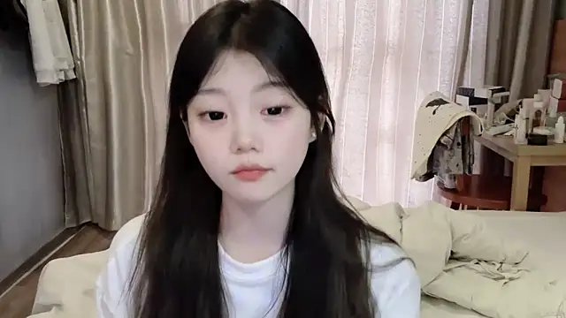 yangyang-1115 online show from 03-04-25, 04:38