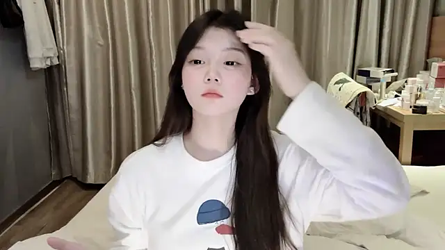 yangyang-1115 online show from 03-04-25, 12:12