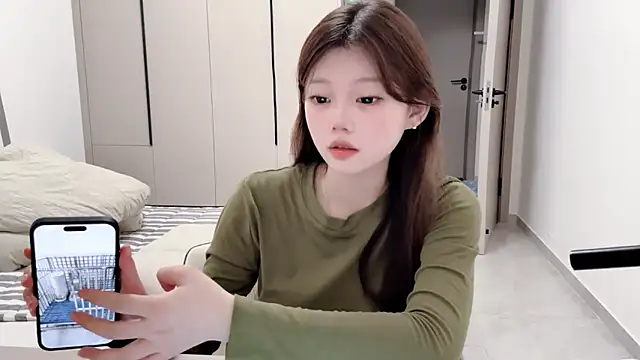 yangyang-1115 online show from 09-11-25, 05:51