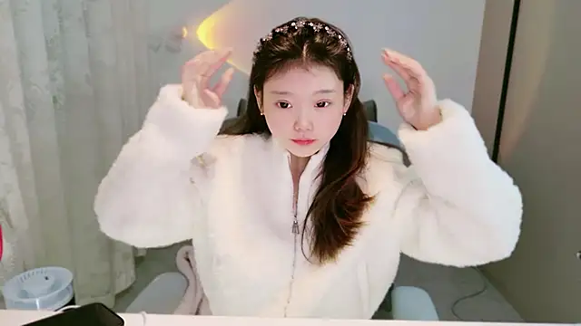 yangyang-1115 online show from 12-04-25, 04:33