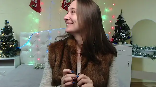 Snapshot of MichelLeee chatting on 12-16-24, 12:16 MichelLeee online show from 12-16-24, 12:16