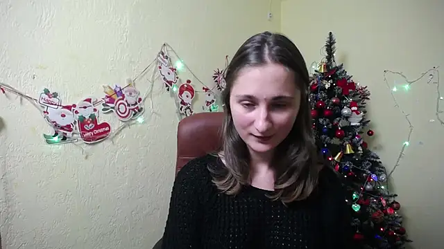 Snapshot of MichelLeee chatting on 12-20-24, 03:42 MichelLeee online show from 12-20-24, 03:42