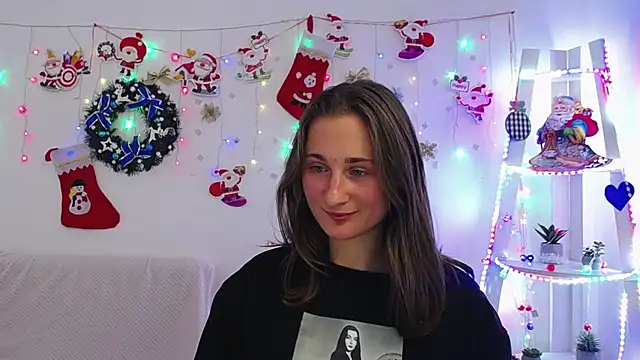 Snapshot of MichelLeee chatting on 12-21-24, 03:20 MichelLeee online show from 12-21-24, 03:20
