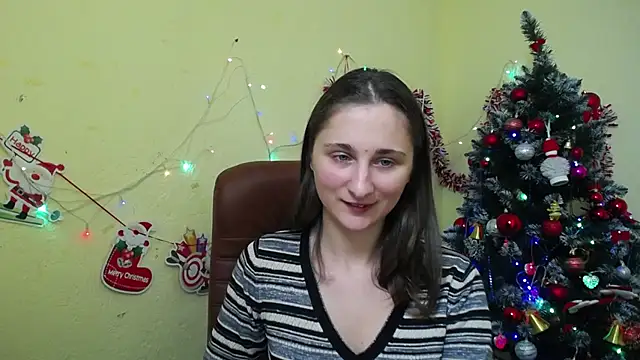 Snapshot of MichelLeee chatting on 12-29-24, 03:35 MichelLeee online show from 12-29-24, 03:35