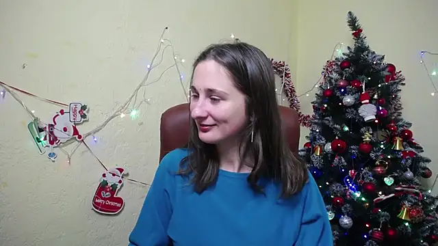 Snapshot of MichelLeee chatting on 12-30-24, 12:31 MichelLeee online show from 12-30-24, 12:31