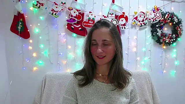Snapshot of MichelLeee chatting on 01-09-25, 03:12 MichelLeee online show from 01-09-25, 03:12