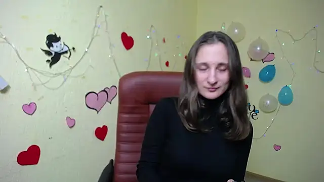 Snapshot of MichelLeee chatting on 01-25-25, 12:05 MichelLeee online show from 01-25-25, 12:05