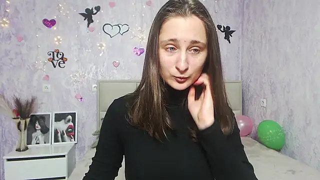Snapshot of MichelLeee chatting on 02-04-25, 12:11 MichelLeee online show from 02-04-25, 12:11