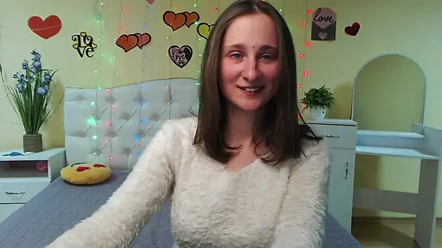 Snapshot of MichelLeee chatting on 02-24-25, 03:09 MichelLeee online show from 02-24-25, 03:09