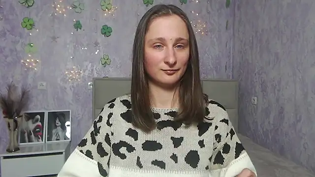Snapshot of MichelLeee chatting on 03-19-25, 03:08 MichelLeee online show from 03-19-25, 03:08