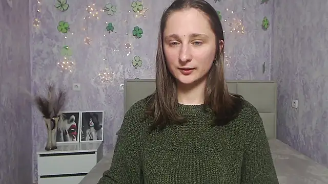Snapshot of MichelLeee chatting on 03-20-25, 03:14 MichelLeee online show from 03-20-25, 03:14