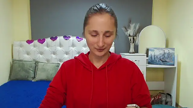 Snapshot of MichelLeee chatting on 09-19-25, 11:11 MichelLeee online show from 09-19-25, 11:11