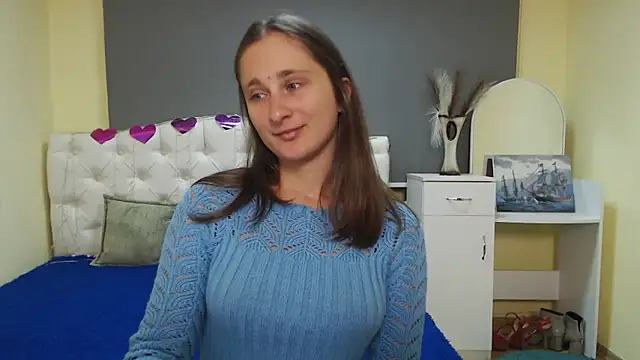Snapshot of MichelLeee chatting on 10-14-25, 11:11 MichelLeee online show from 10-14-25, 11:11