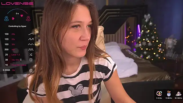 Snapshot of DreamyLinaa chatting on 01-04-25, 05:58 DreamyLinaa online show from 01-04-25, 05:58