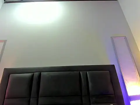Snapshot of AshleyHill2 chatting on 10-04-25, 03:48 AshleyHill2 online show from 10-04-25, 03:48