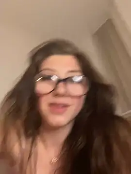 Snapshot of badlills201 chatting on 02-26-25, 02:26 badlills201 online show from 02-26-25, 02:26