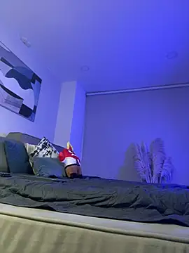 DimitriSullivan  online show from 02-21-25, 02:17