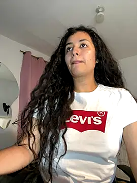 Snapshot of Lady_Rey chatting on 09-22-25, 03:08 Lady Rey online show from 09-22-25, 03:08