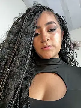 Snapshot of Lady_Rey chatting on 11-06-25, 02:12 Lady Rey online show from 11-06-25, 02:12