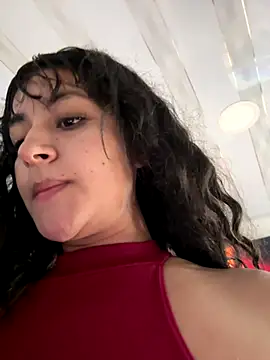 Snapshot of Lady_Rey chatting on 12-02-25, 02:06 Lady Rey online show from 12-02-25, 02:06