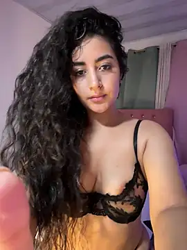 Snapshot of Lady_Rey chatting on 12-19-25, 03:46 Lady Rey online show from 12-19-25, 03:46