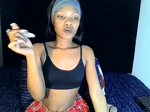 Snapshot of RayaBae chatting on 11-30-25, 09:52 RayaBae online show from 11-30-25, 09:52