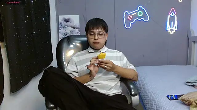 AndrewPherson online show from 01-27-25, 07:56